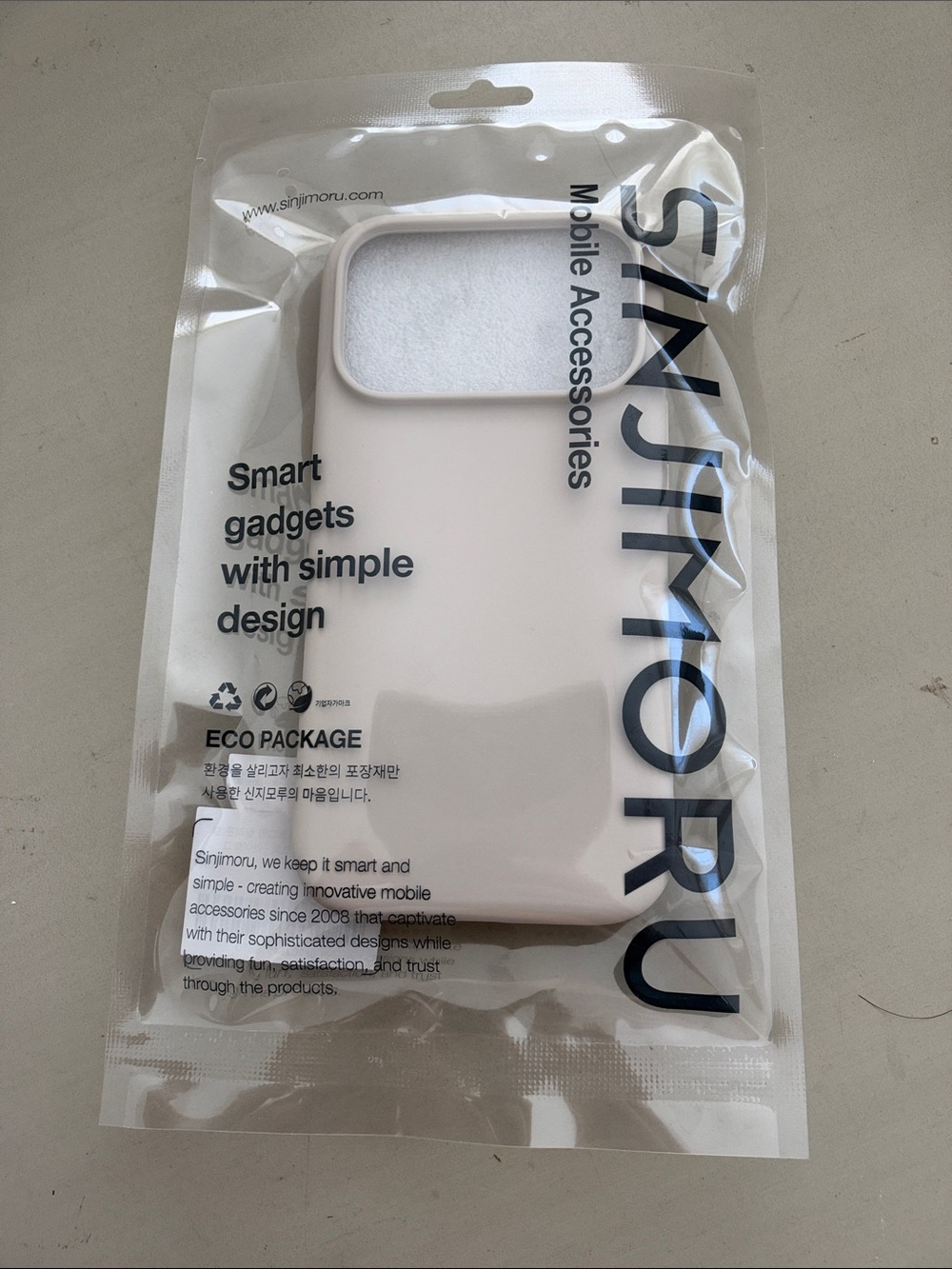 MagSafe Soft Grip Silicone Color Case - iPhone 17 Pro - Light Gray